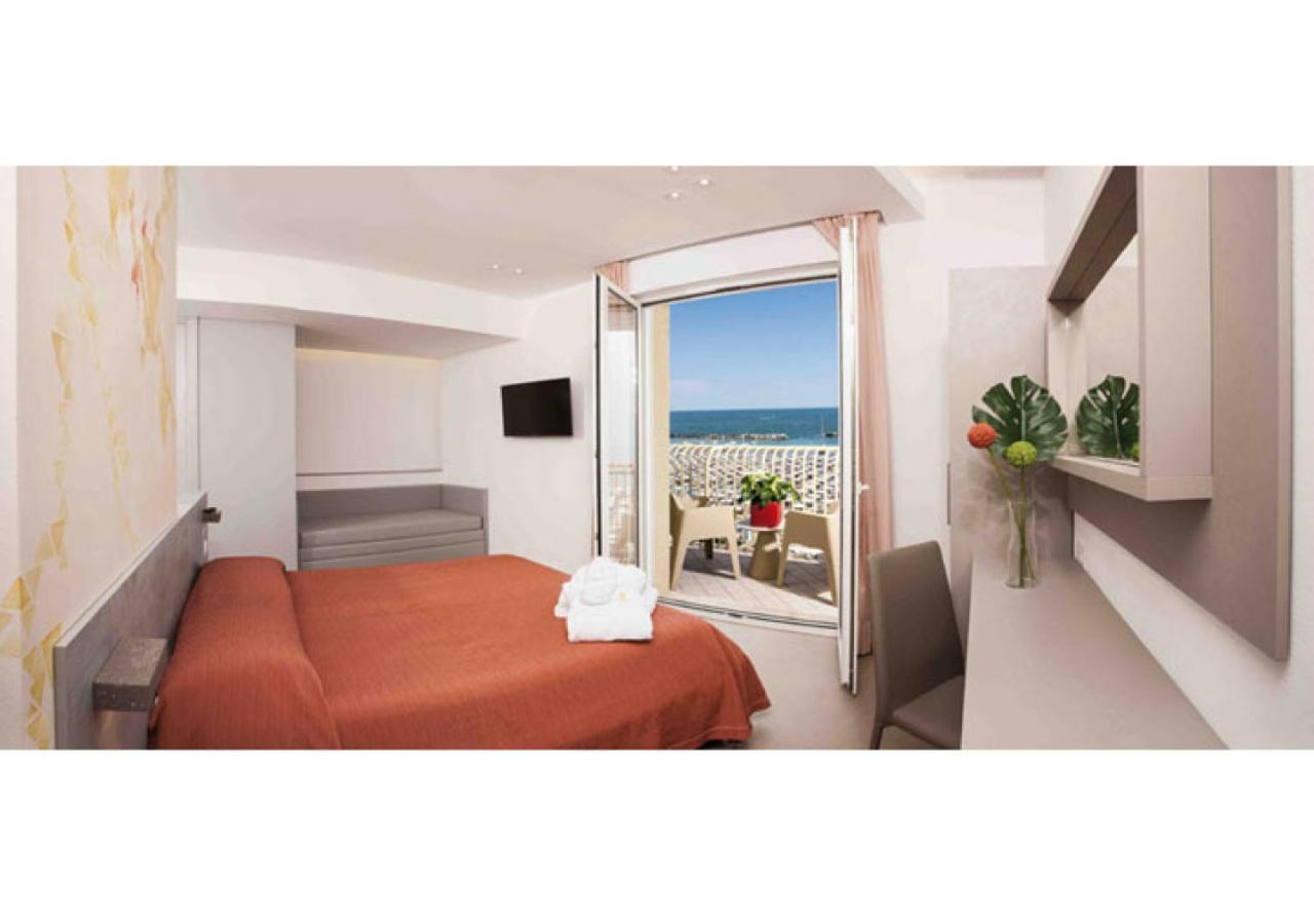 Hotel Beaurivage Cattolica Exterior photo